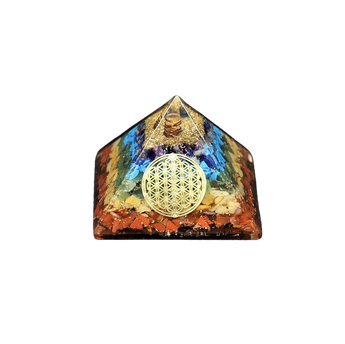 7 Chakra Orgonite Pyramid with Clear Quartz & Flower of Life (237g) – Chakra Balancing, Energy Alignment & Sacred Geometry Protection - Heavenly Crystals Online
