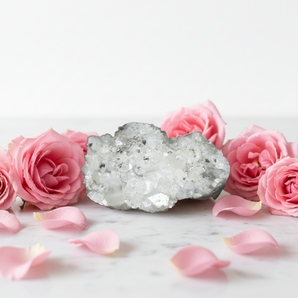 Apophyllite Cluster (638g) - High‑Clarity Crystal for Light, Purification & Spiritual Upliftment - Heavenly Crystals Online