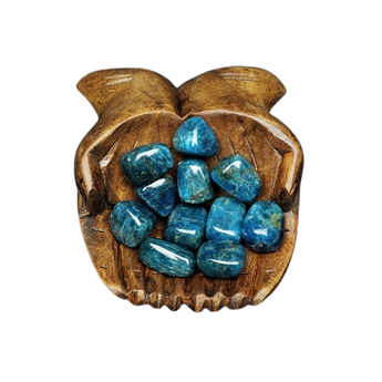 Blue Apatite Tumbled Stone – Inspiration, Clarity & Spiritual Awakening - Heavenly Crystals Online