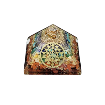 Chakra Orgonite Pyramid – Clear Quartz, Copper & Sri Yantra (Energy Harmonizer) - Chakra Balancing, Energy Alignment, Manifestation & Sacred Geometry Activation - Heavenly Crystals Online