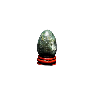 Emerald Egg with wooden stand - 69 grams