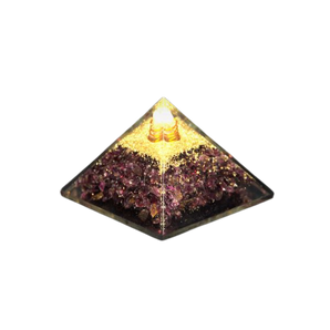 Garnet & Clear Quartz Orgonite Pyramid with Flower of Life (277g) – Strength, Vitality & Energy Amplification - Heavenly Crystals Online