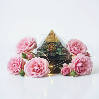 Ruby Zoisite, Clear Quartz & Copper Orgonite Pyramid (141g) – Vitality, Heart Healing, Grounding & Energy Amplification - Heavenly Crystals Online
