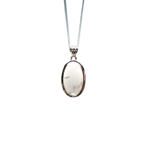 White Howlite in 925 Sterling Silver with chain - Peace, Clarity & Emotional Balance - Heavenly Crystals Online